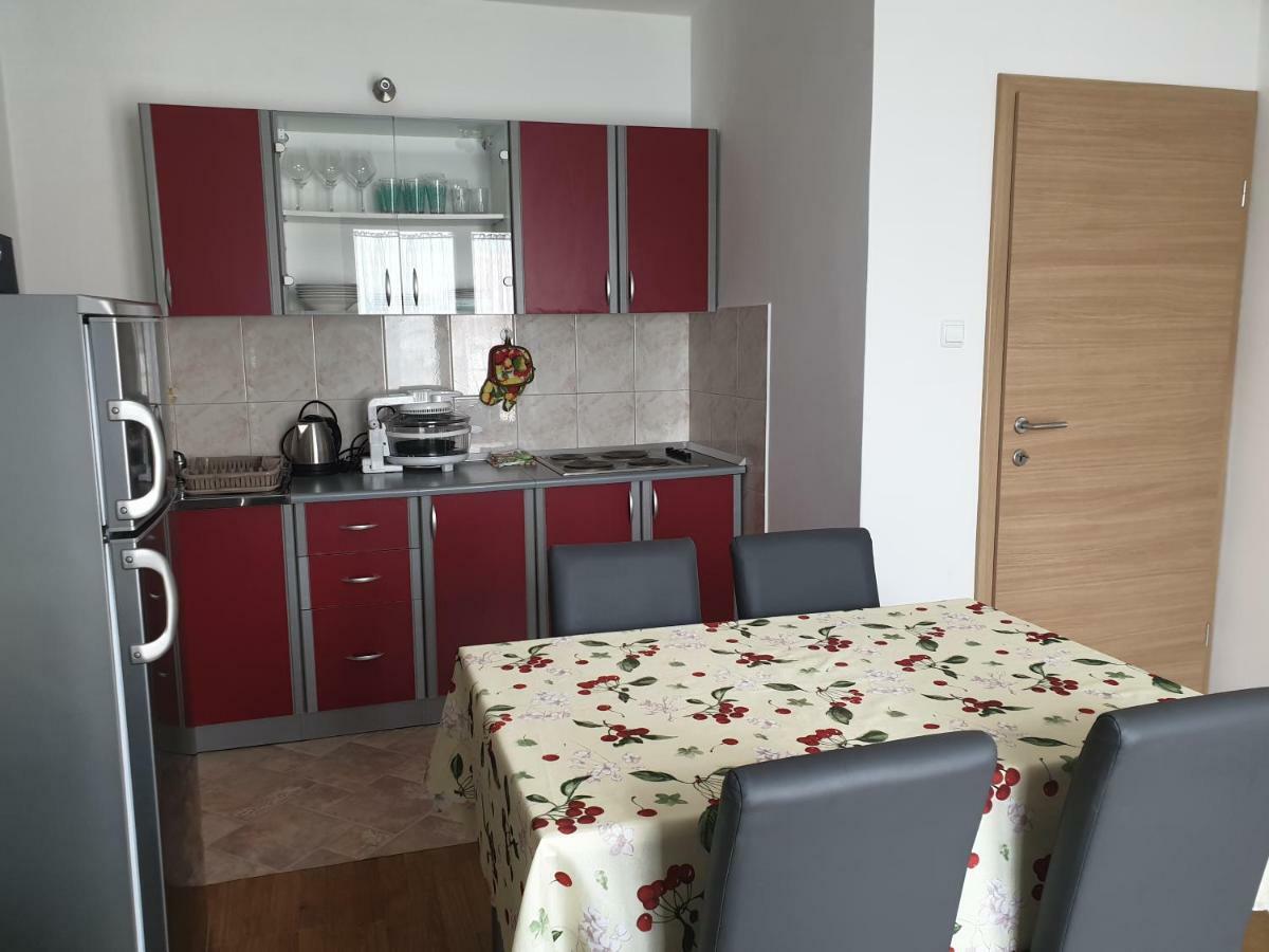Apartman Broznic Šilo Eksteriør bilde