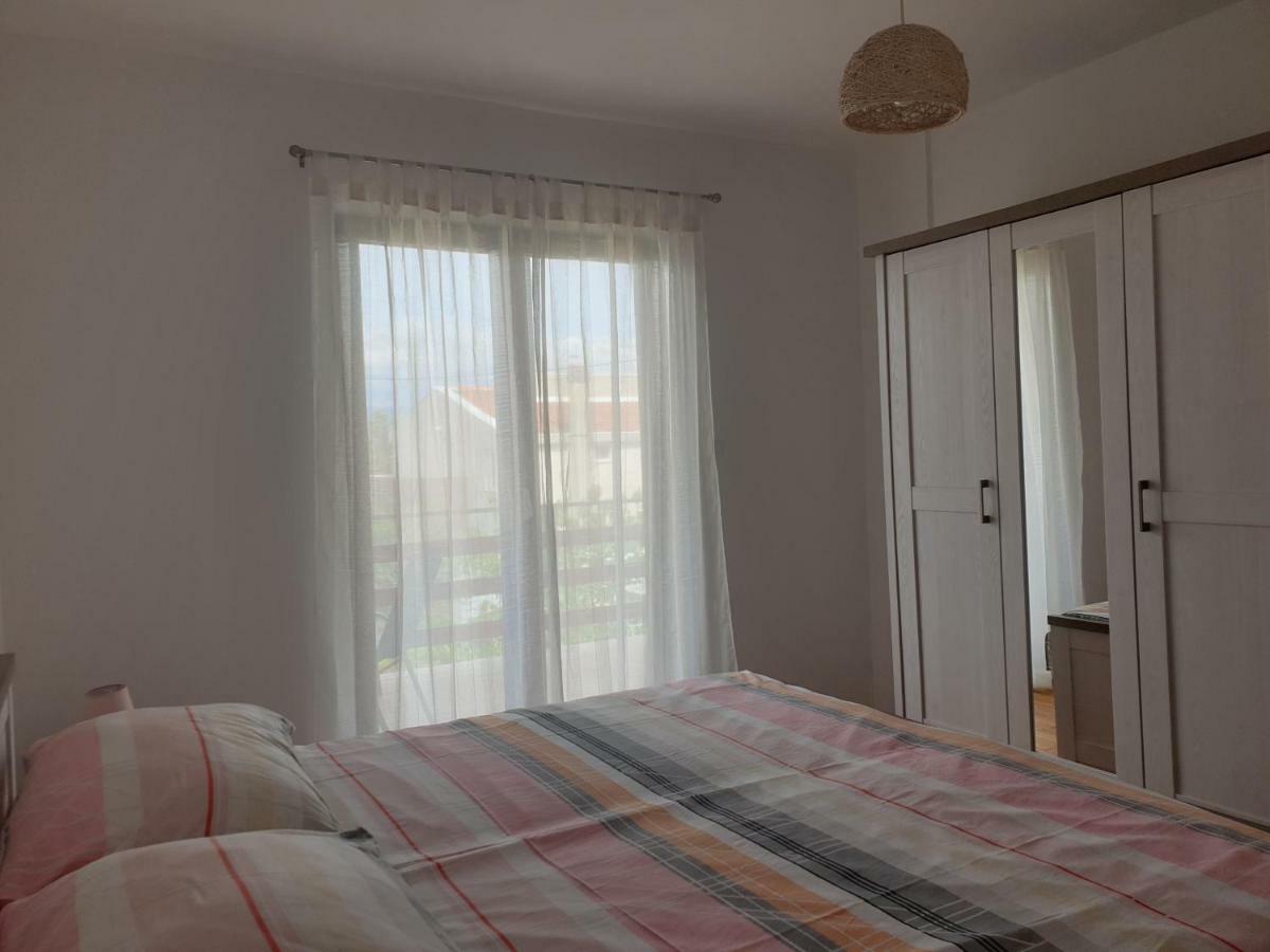 Apartman Broznic Šilo Eksteriør bilde